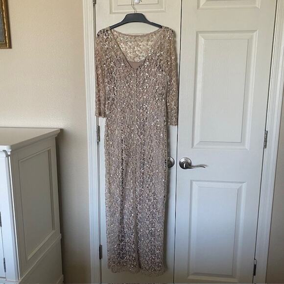 Exquisite Kay Unger Dress sz 6 taupe fall wedding guest mother of - Picture 8 of 14